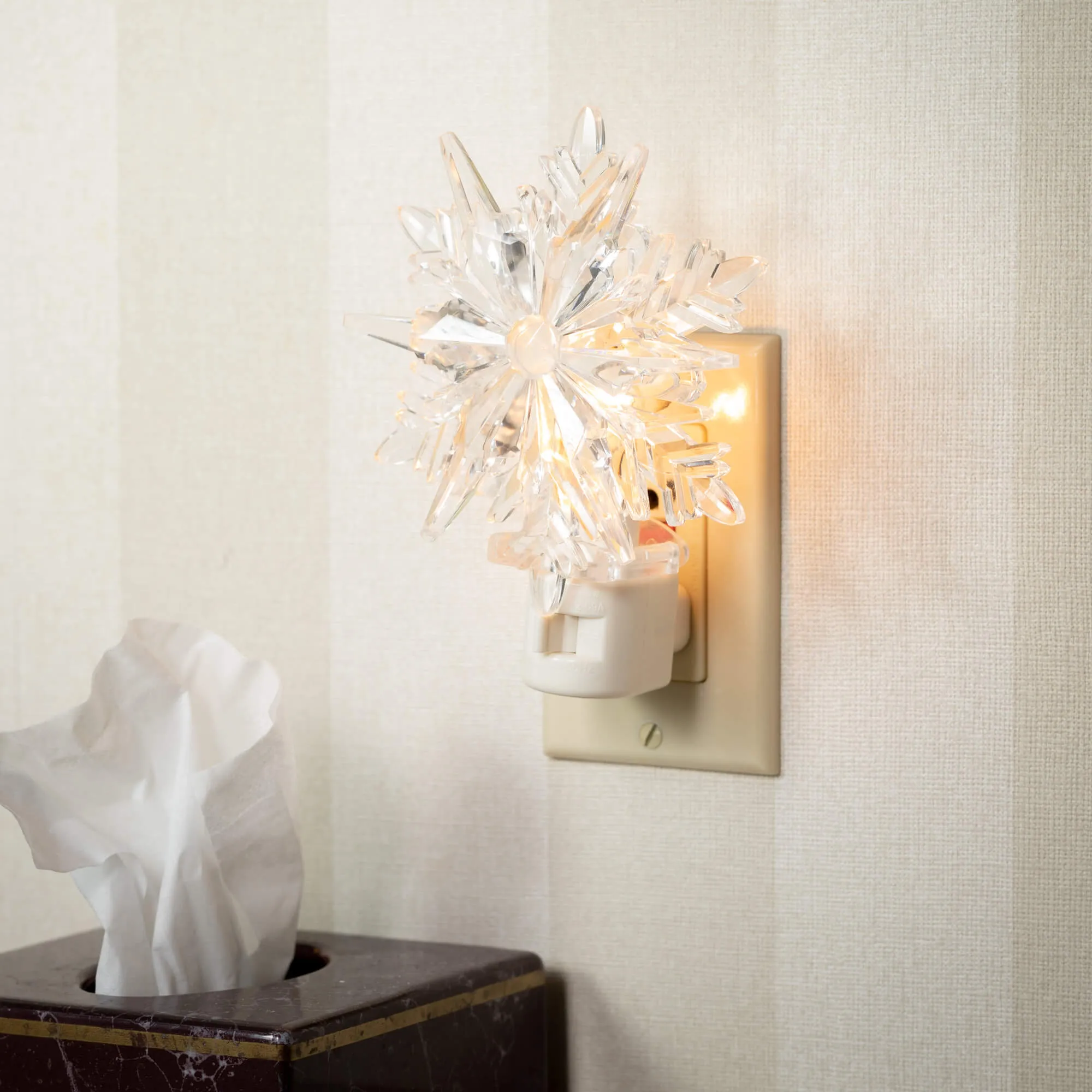 6"H Sullivans Intricate Snowflake Nightlight, Multicolored