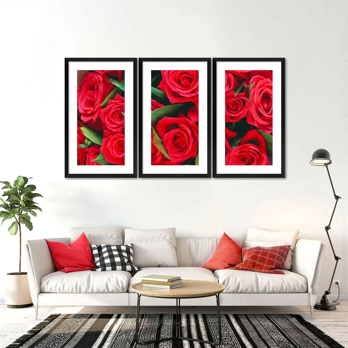 A Bouquet Of Red Roses II Wall Art