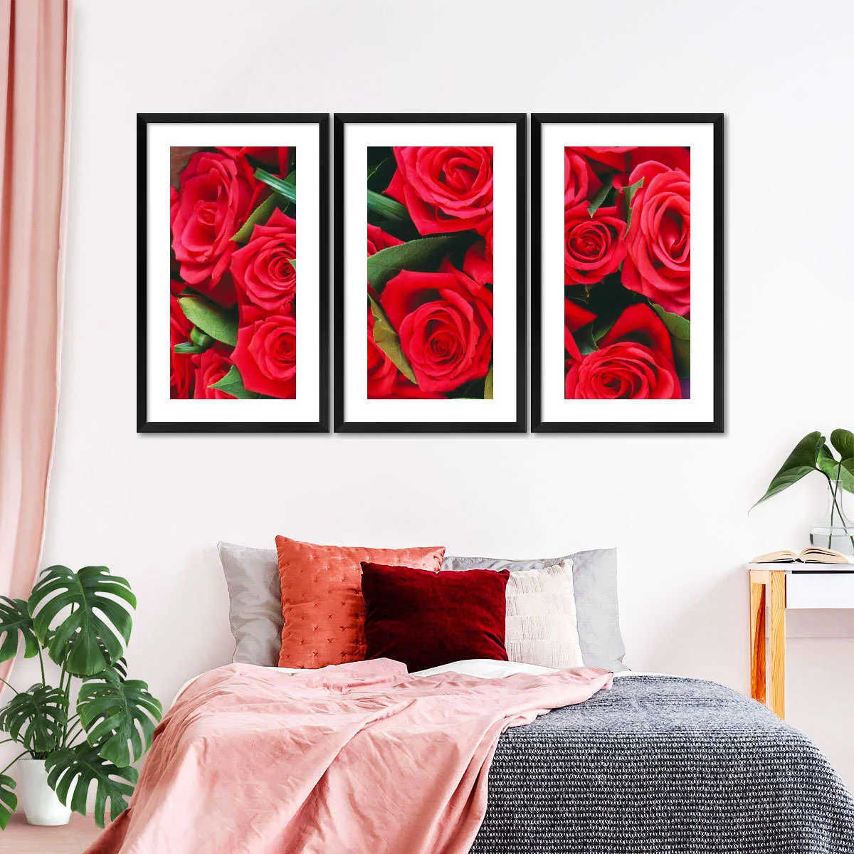 A Bouquet Of Red Roses II Wall Art