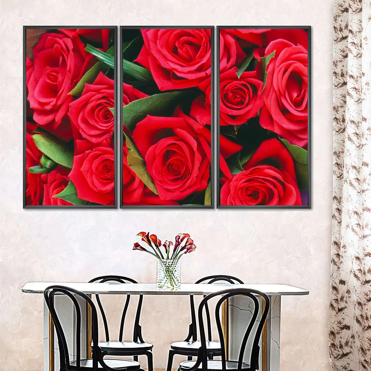 A Bouquet Of Red Roses II Wall Art