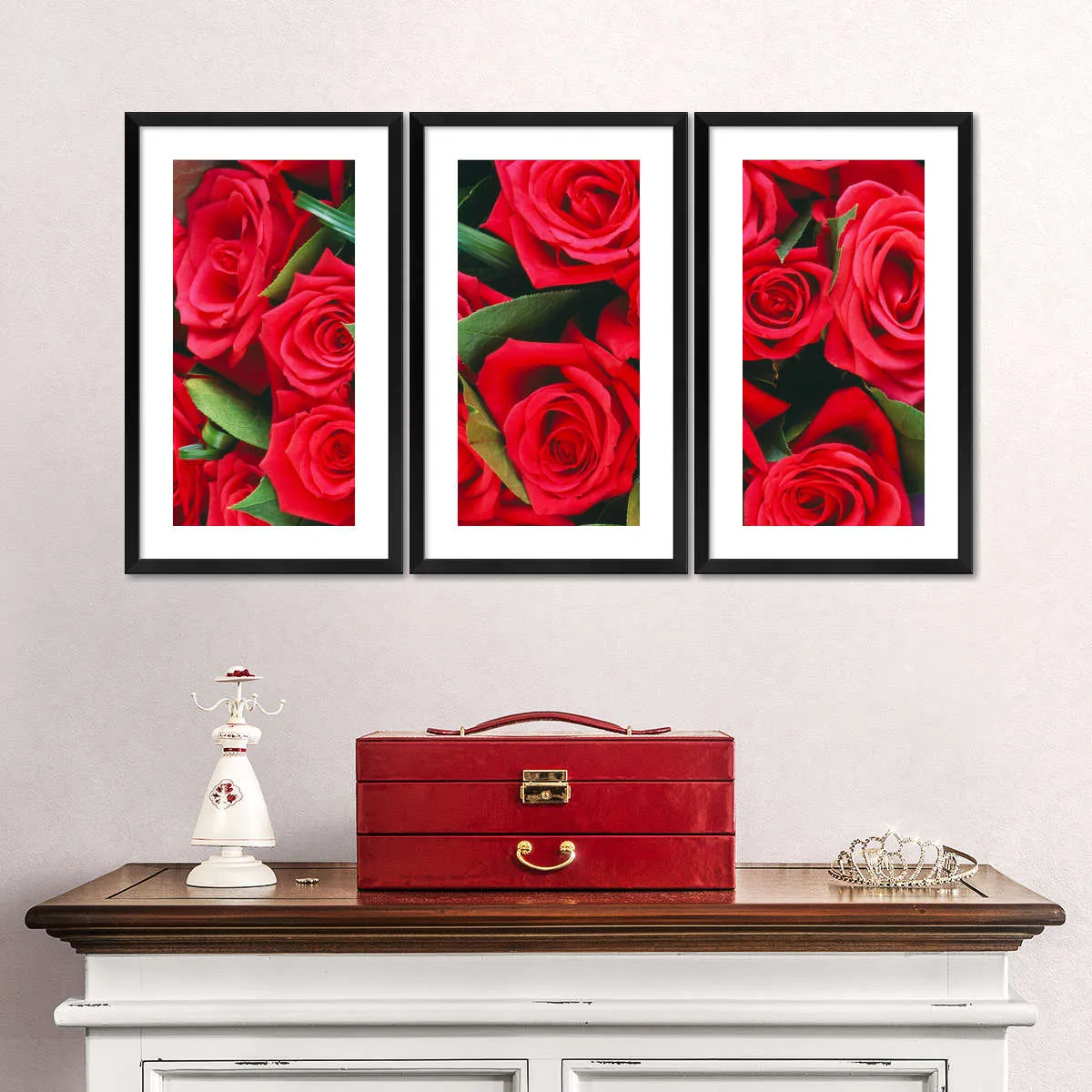 A Bouquet Of Red Roses II Wall Art