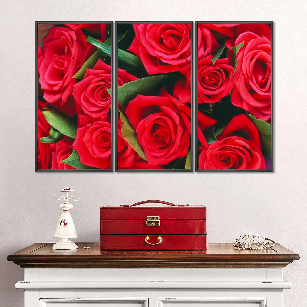 A Bouquet Of Red Roses II Wall Art