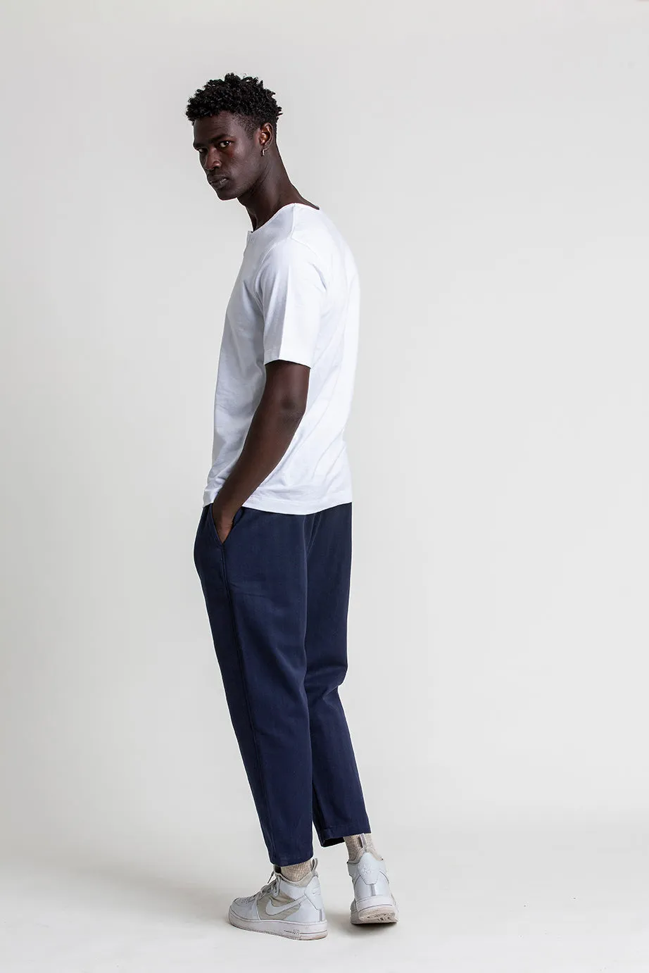 COTTON WEEKEND TROUSER - BLACK IRIS (NAVY)