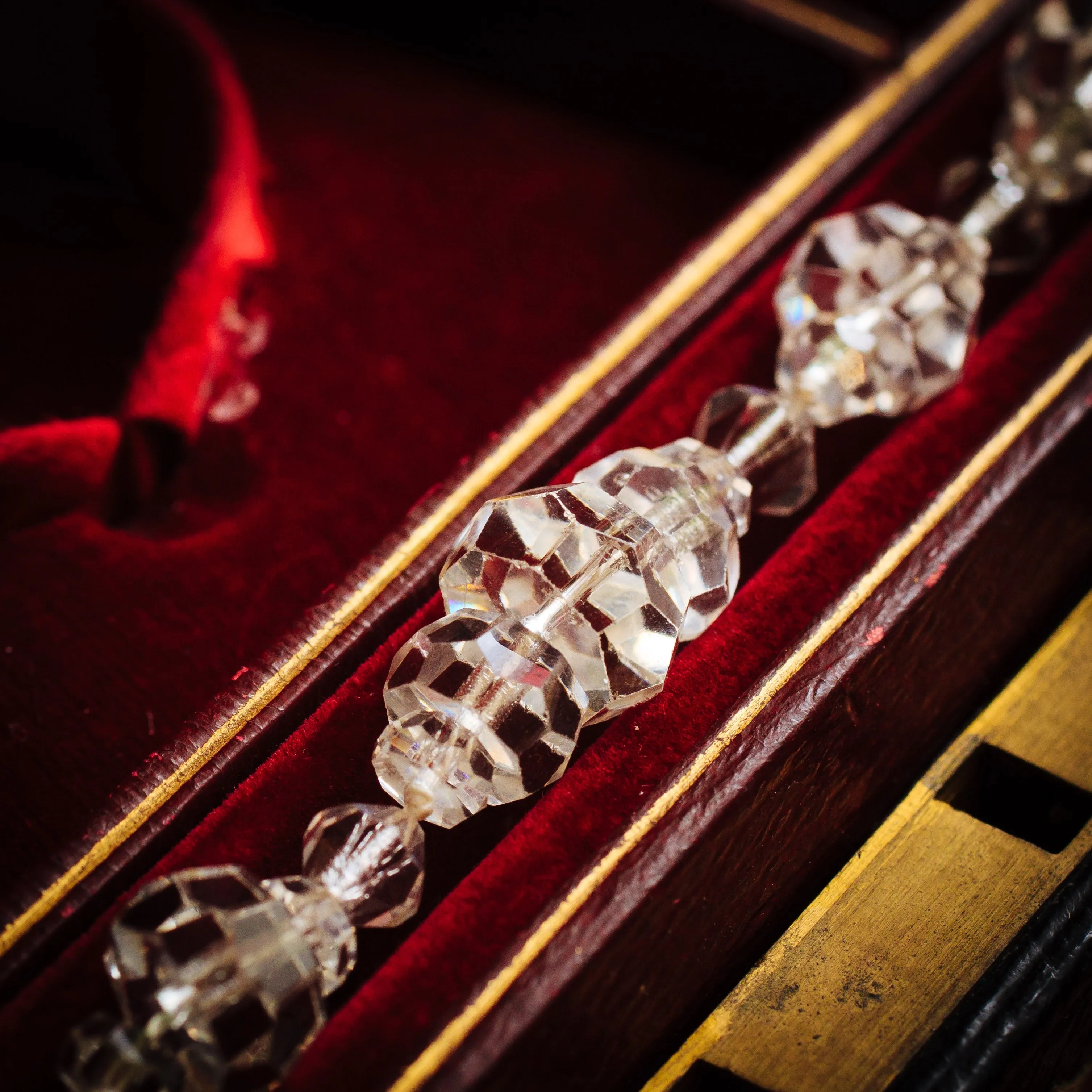 Delightful 1920's Rock Crystal Bead Necklace