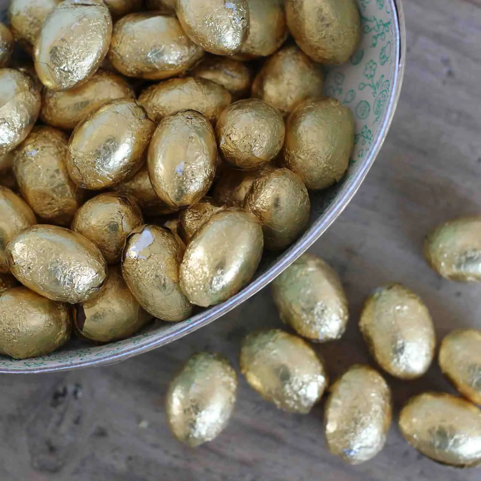 Gold Foil Mini Eggs x 10