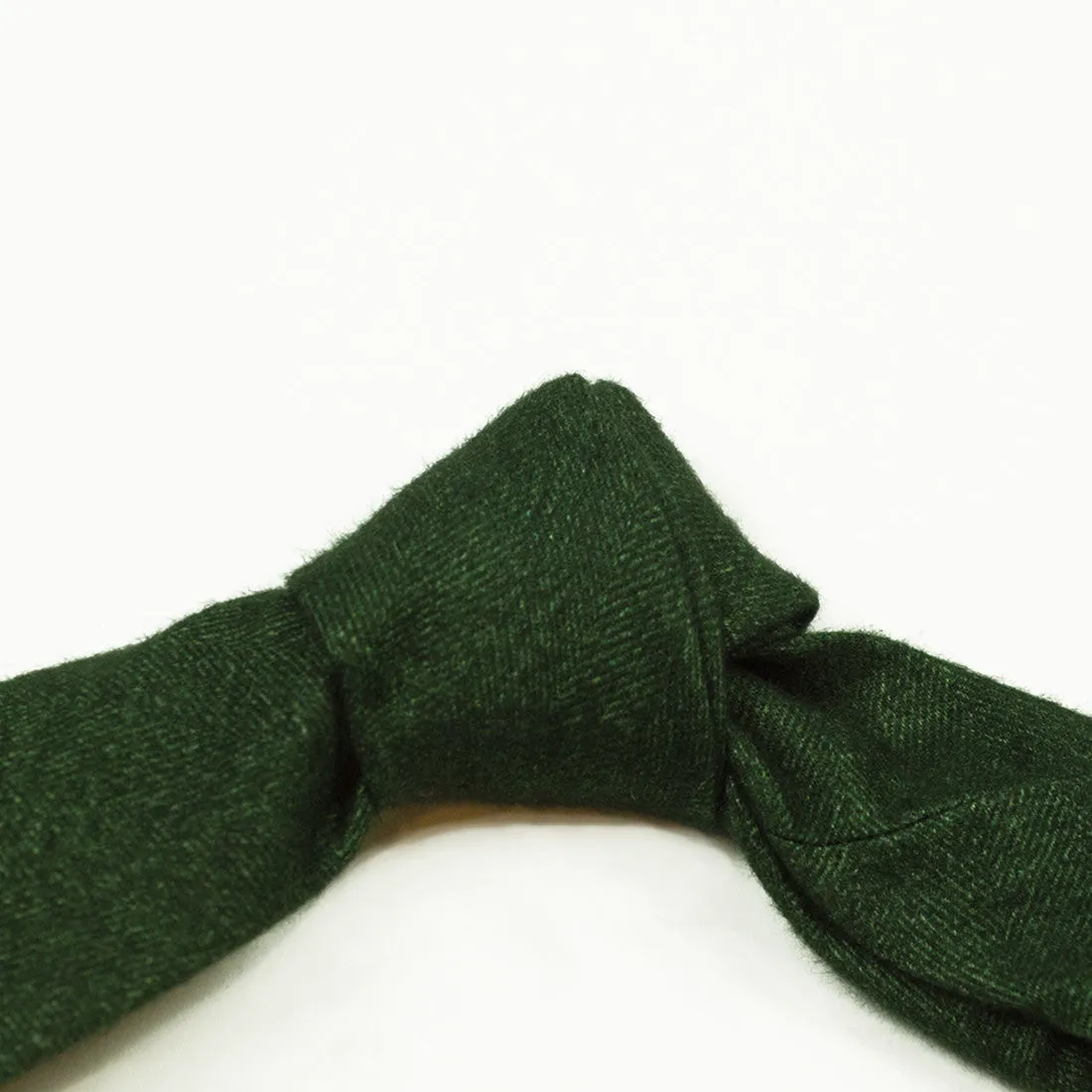 Hand-rolled emerald green herringbone cotton flannel tie